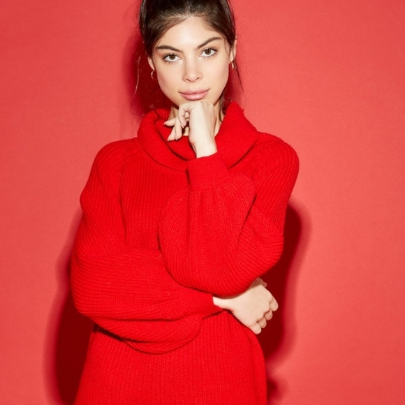 Red Cowl neck dress - Picture 6 of 6